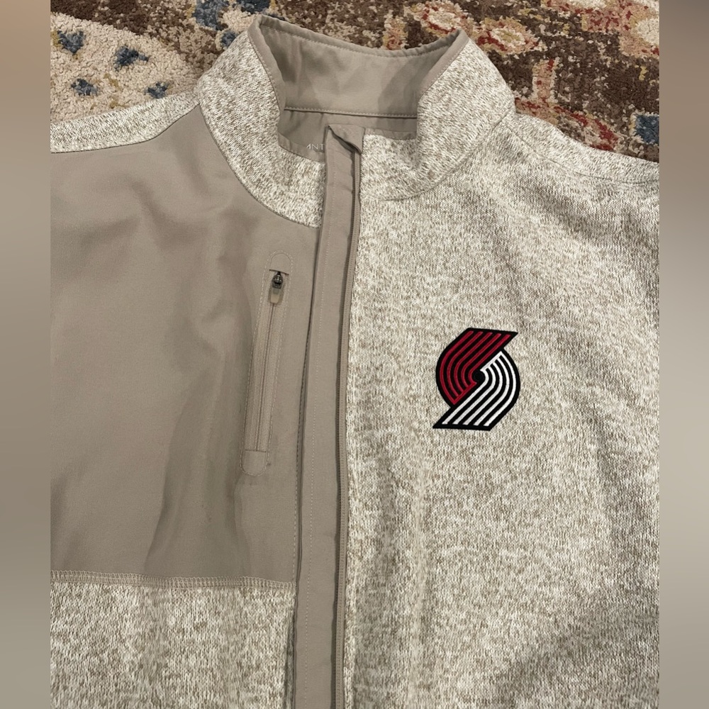 3XL men’s Portland Blazers warm jacket!! New with tags, never worn!